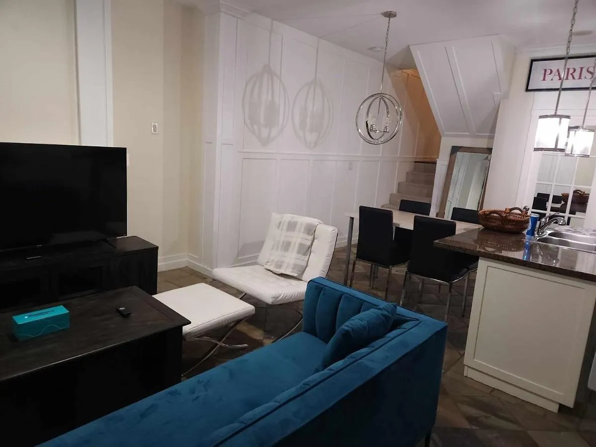 Downtown Vancouver Deluxe: Stylish 2Bd2Ba Townhouse contacts